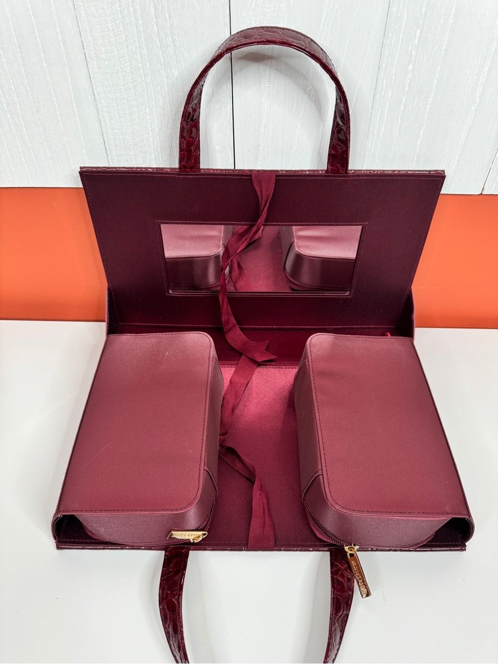 Vintage Estee Lauder Burgundy Crocodile Train Case Fold Out Cosmetic Makeup